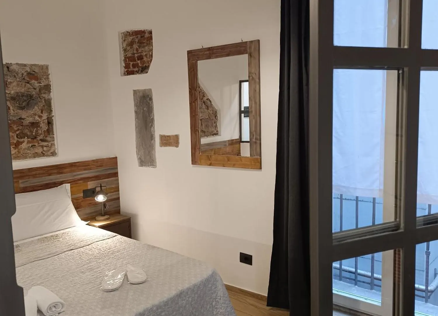 Gio House Genova contacts